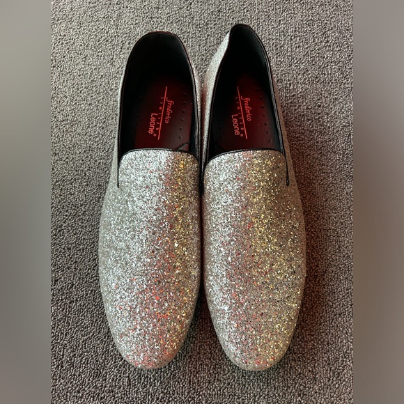 NWT Men’s Silver Glitter Slip on Shoes - Picture 1 of 6